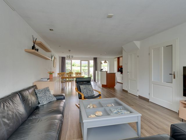 Jacques Bloemhof 60, Hoorn