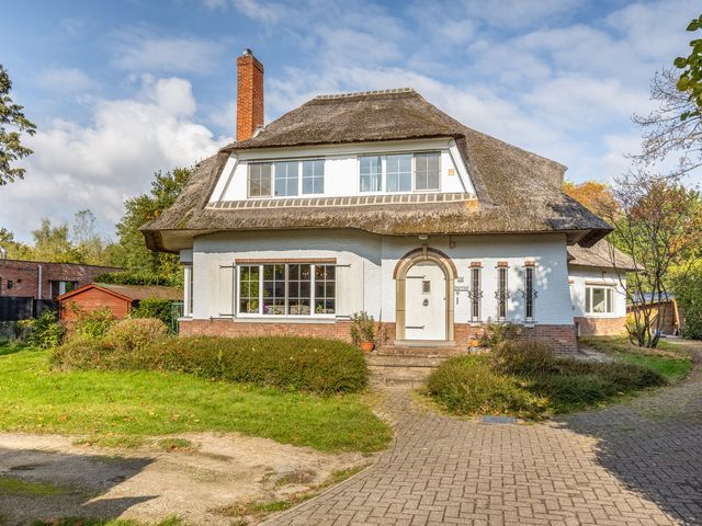 Antwerpseweg 24  , Beerse