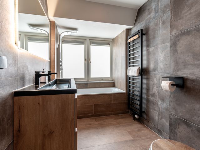 Friedalaan 35, Zwanenburg