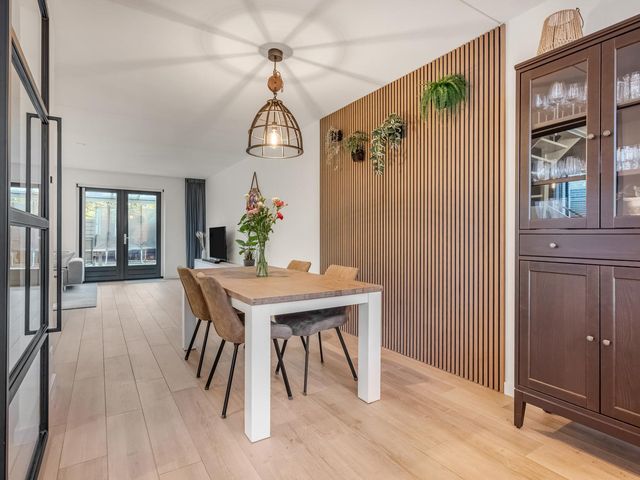 Tribunusallee 22, Huissen