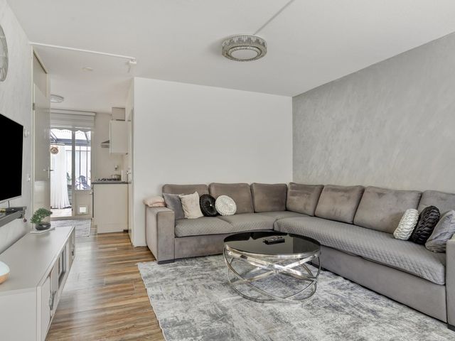 J. Calsstraat 4, Amsterdam