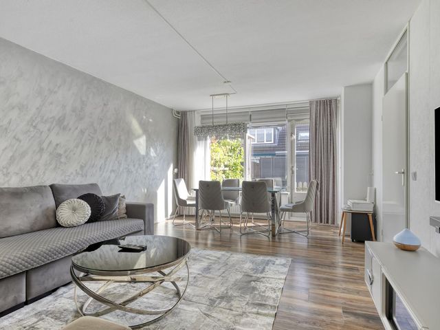 J. Calsstraat 4, Amsterdam