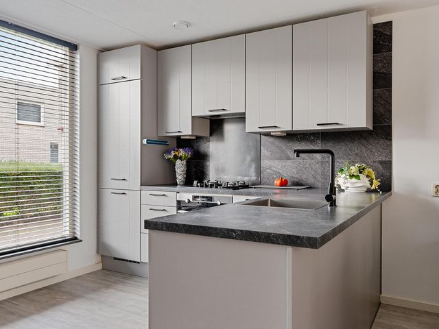 Catharina van Renneshof 14, Uithoorn