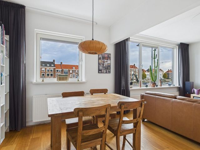 Dwarskaai 24, Middelburg