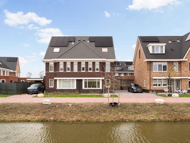 Annet Nieuwenhuijzengracht 11, Berkel En Rodenrijs