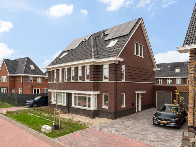 Annet Nieuwenhuijzengracht 11, Berkel En Rodenrijs