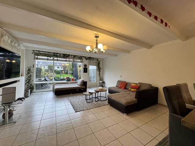 Roekenbos 68, Hoofddorp