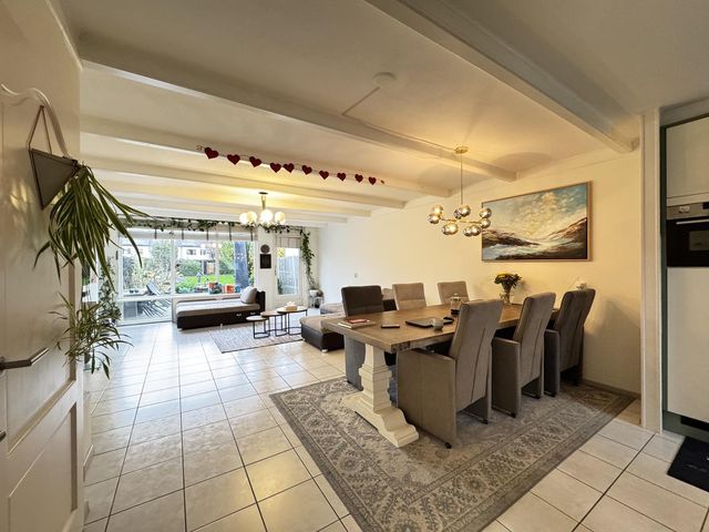 Roekenbos 68, Hoofddorp