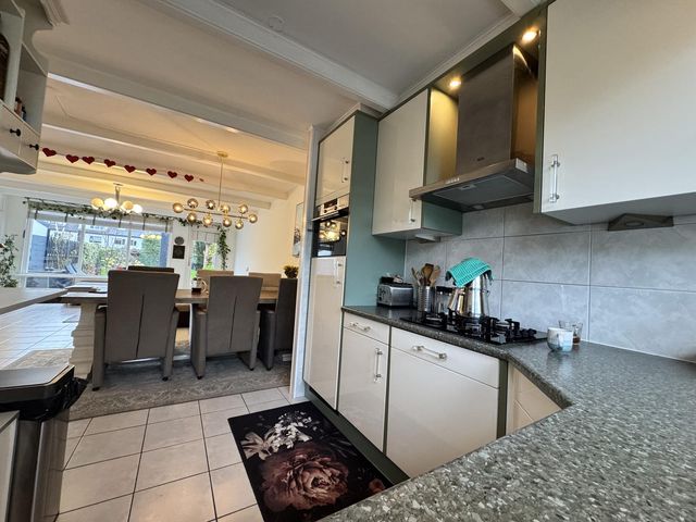 Roekenbos 68, Hoofddorp