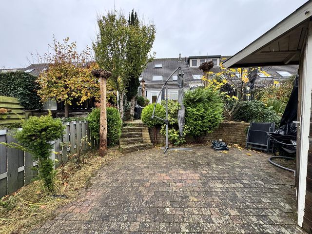 Roekenbos 68, Hoofddorp