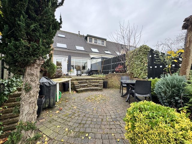 Roekenbos 68, Hoofddorp