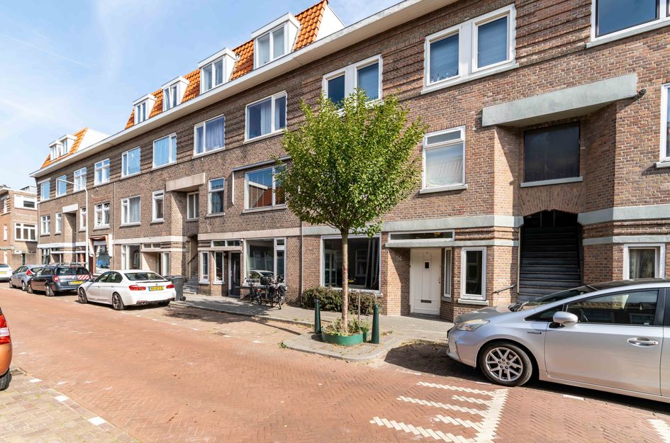 Hendrik Zwaardecroonstr 84