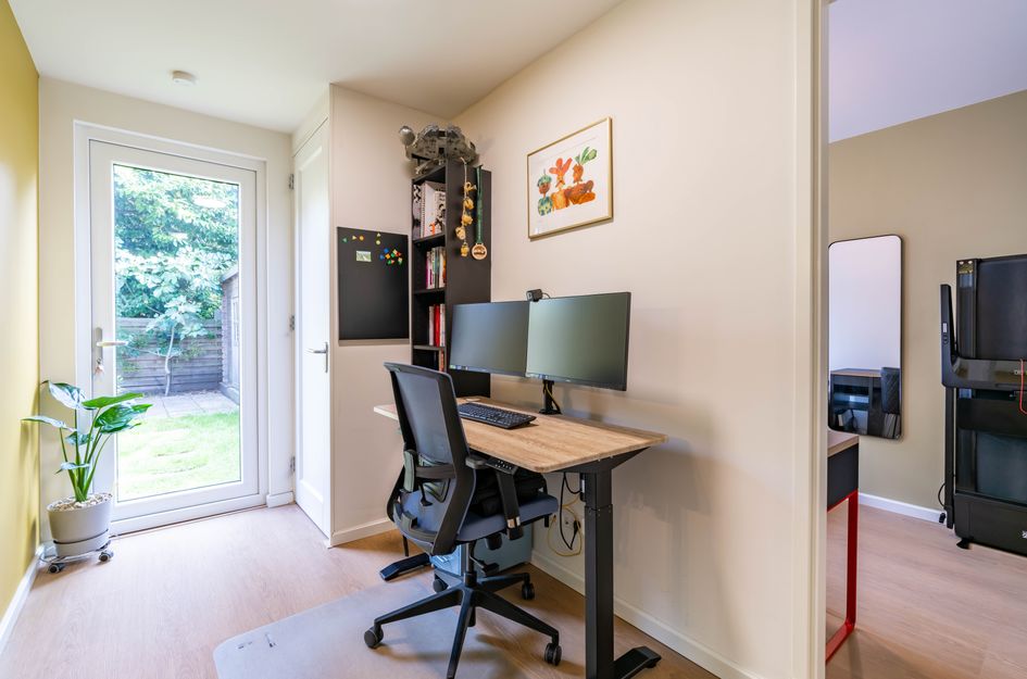 Hendrik Zwaardecroonstr 84