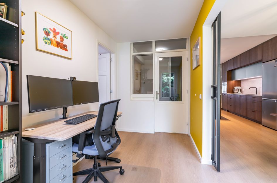 Hendrik Zwaardecroonstr 84