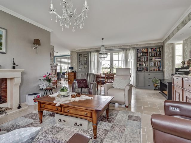 Kamperfoeliestraat 36, 'S-Gravenpolder