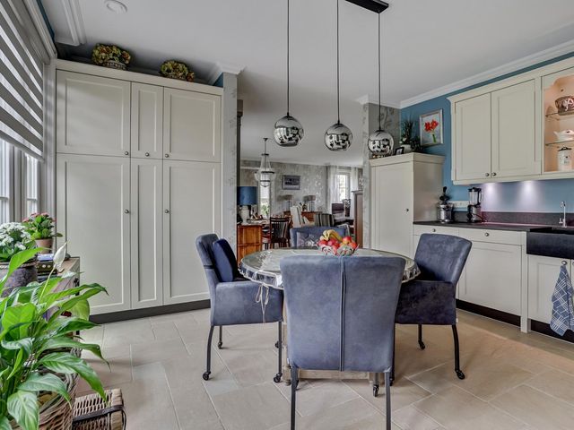 Kamperfoeliestraat 36, 'S-Gravenpolder