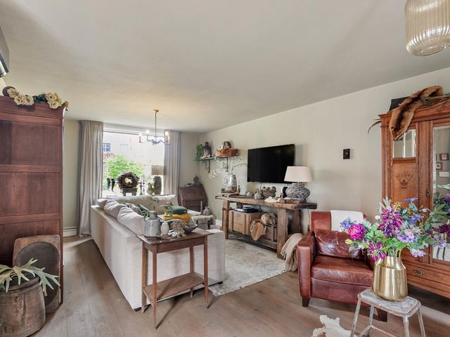 Kampstuk 14, Huissen