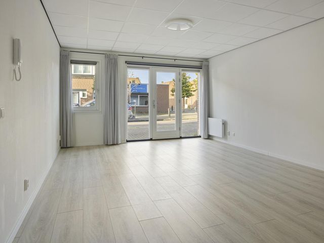 Brongouw 60B, Almere