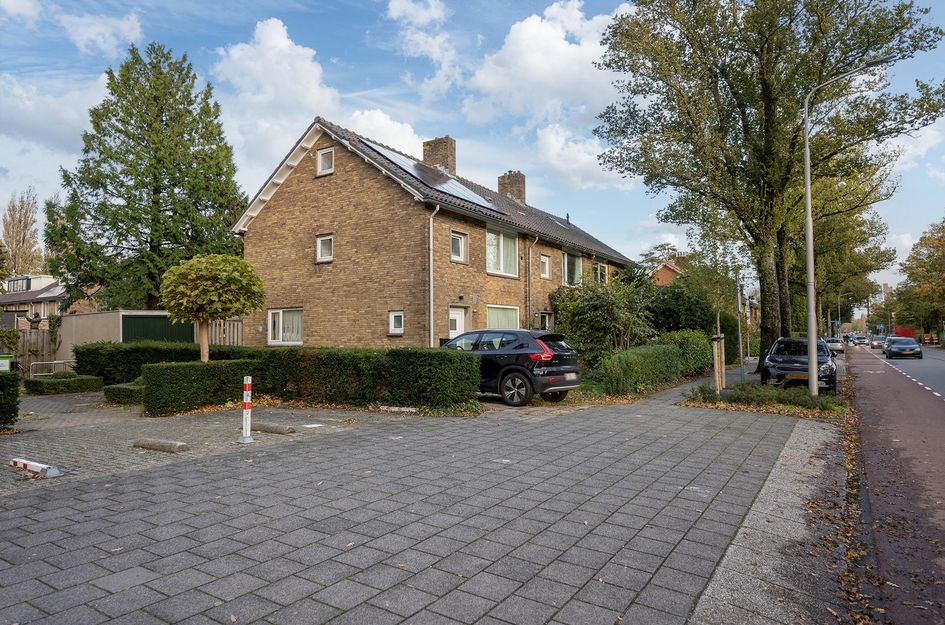 Mr. G. Groen van Prinstererlaan 100