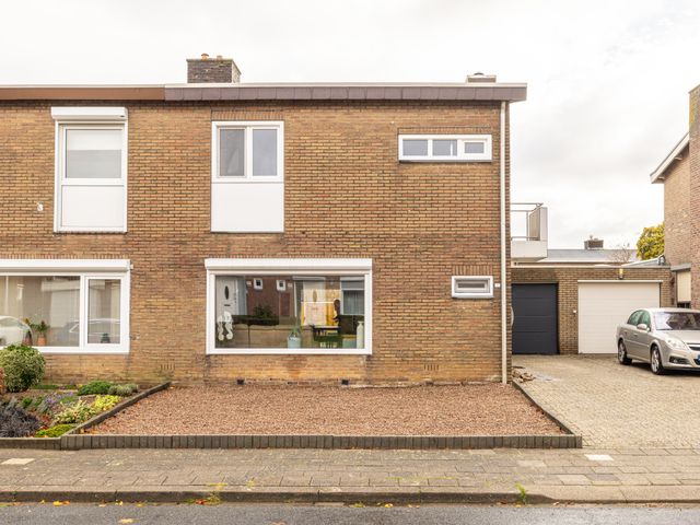 Mentenlaan 19, Landgraaf