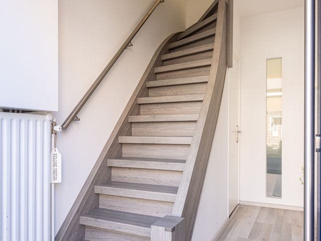 Leeuwerikstraat 27, Geleen