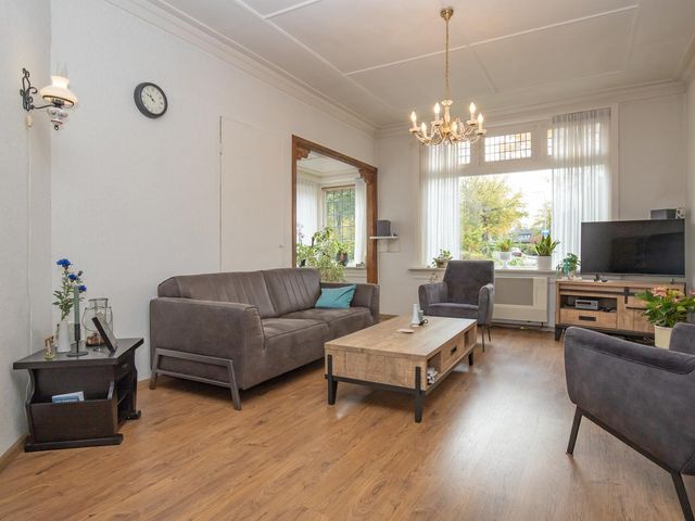 Stationsweg West 7, Woudenberg