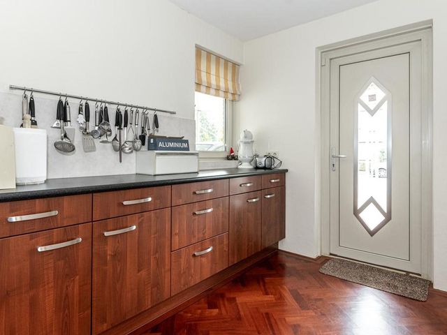 Vrouwenlaan 100, Zwolle