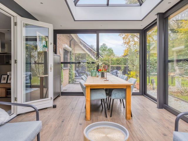 Leeuwerikstraat 18, Hulst