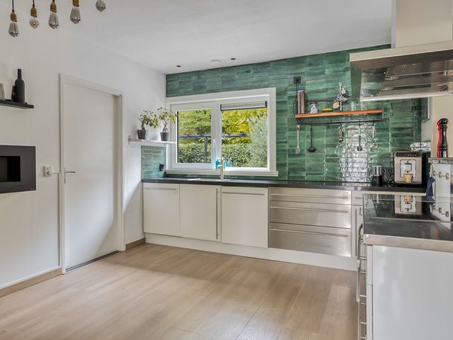 Leeuwerikstraat 18, Hulst