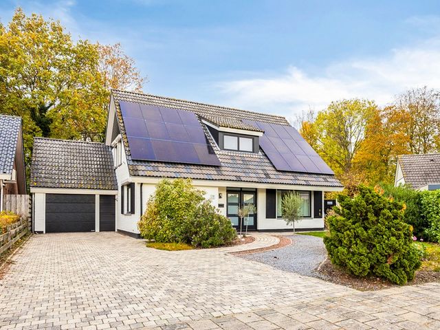 Leeuwerikstraat 18, Hulst