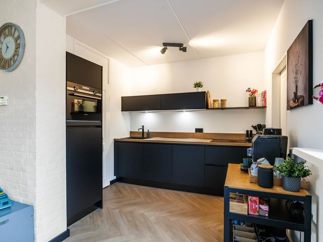 Van Ewsumstraat 8, Marum