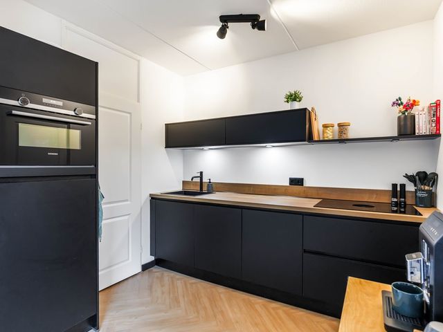 Van Ewsumstraat 8, Marum