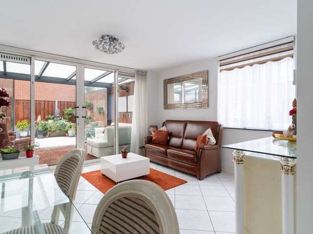 Van Miereveltstraat 55, Den Haag