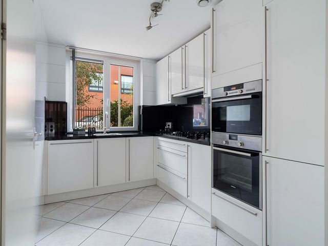 Van Miereveltstraat 55, Den Haag