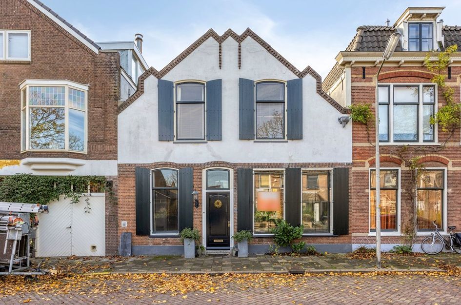 Hoofdstraat 100