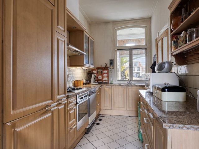 Hoofdstraat 100, Leiderdorp