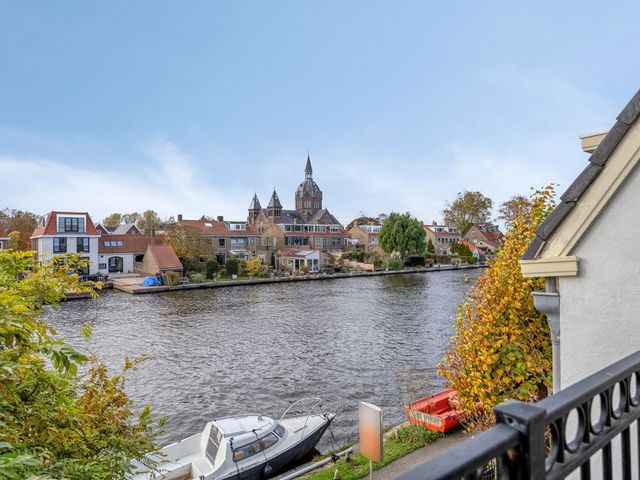 Hoofdstraat 100, Leiderdorp