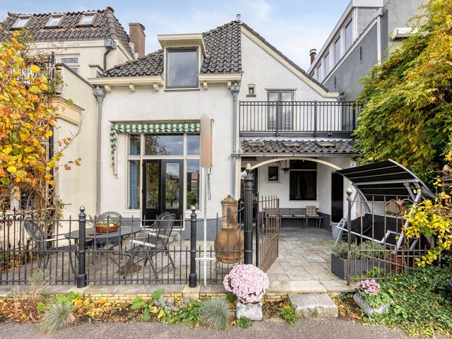 Hoofdstraat 100, Leiderdorp