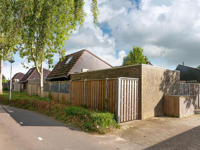 Glanerbeek 15, Zwolle