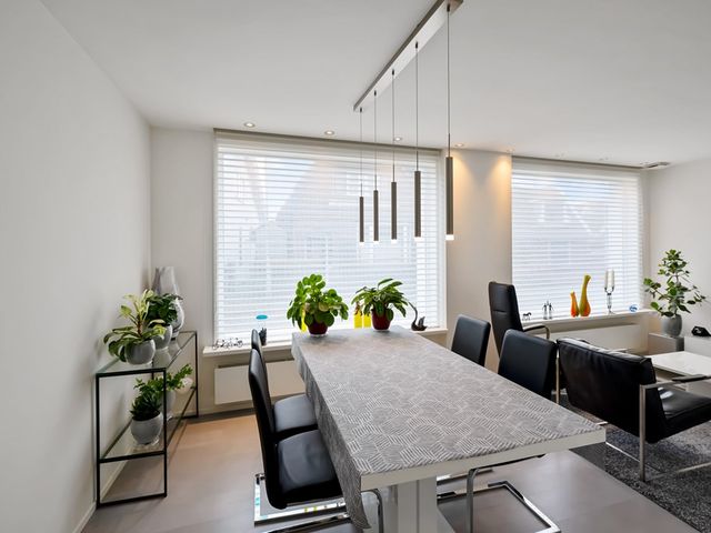 Middelweg 94, Uitgeest