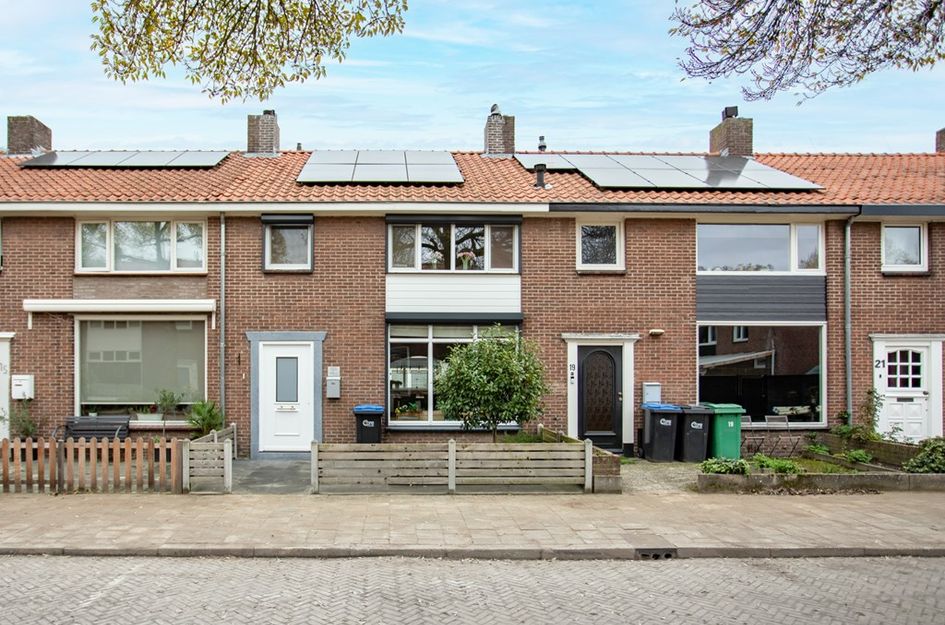 Antonie Morostraat 17