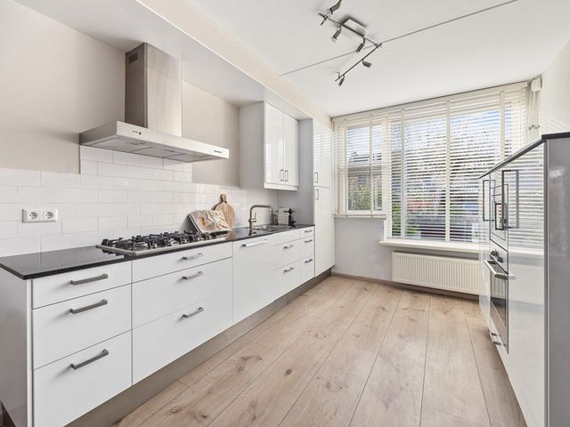 Rivierenlaan 77, Pijnacker