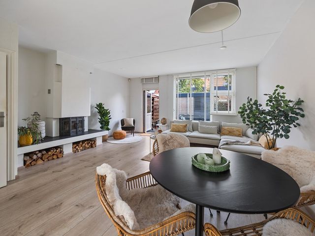 Rivierenlaan 77, Pijnacker