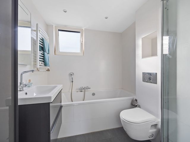 Rivierenlaan 77, Pijnacker