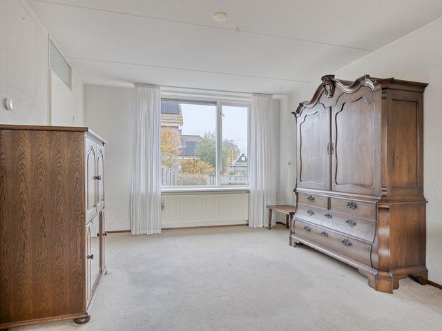 Boomweidelaan 61, Schore