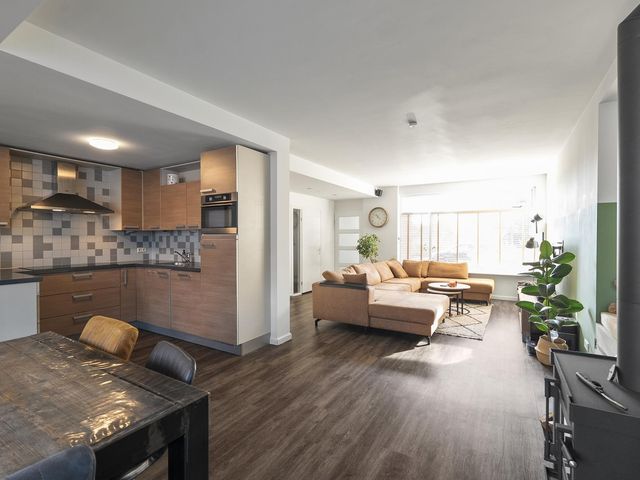 Zandvaart 77, Breezand