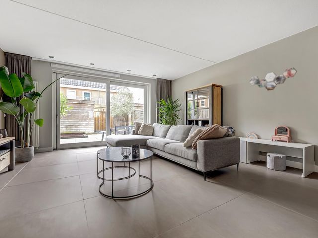 Druivenserre 6, De Lier