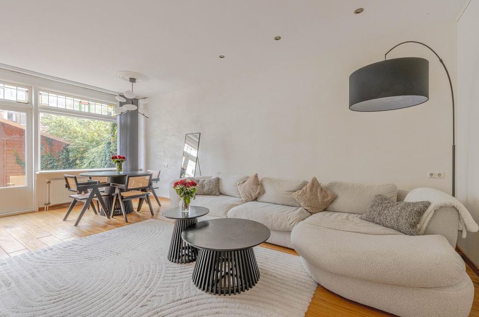 Nieuwenhoornstraat 52B