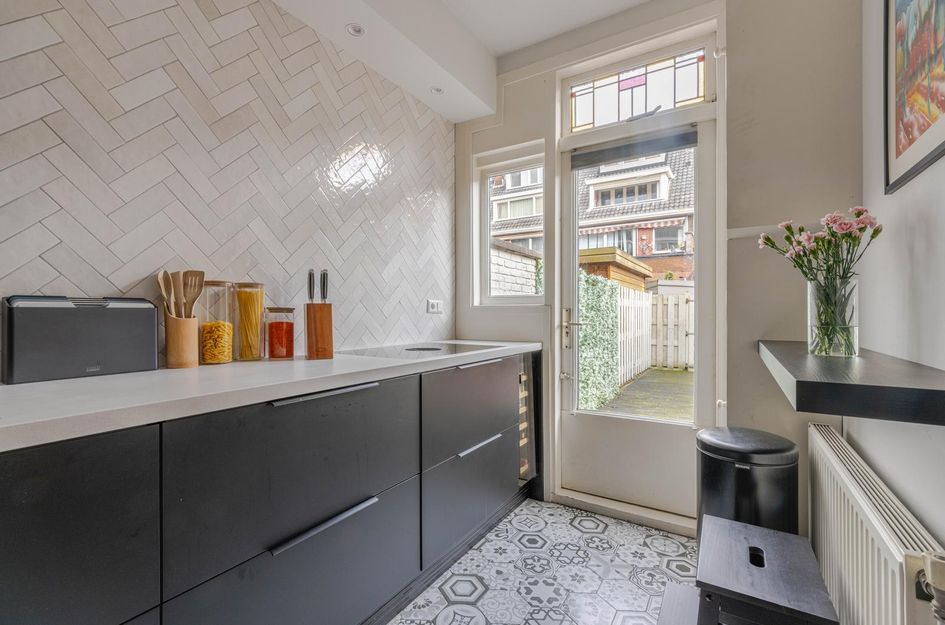 Nieuwenhoornstraat 52B