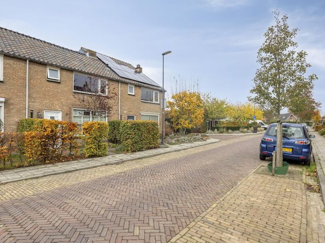 Ambachtsstraat 49, 'S-Gravenpolder